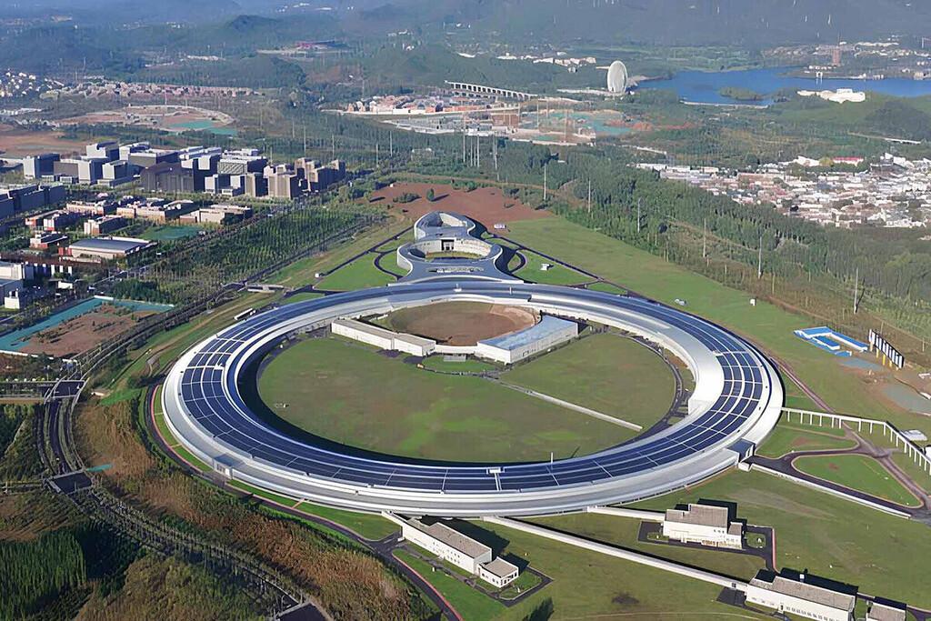 La presión de EEUU obliga a China a independizar su industria de los chips. Estos dos proyectos son sus mejores cartas